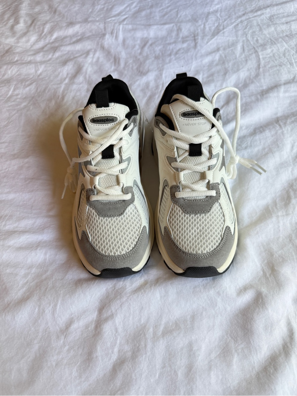 Men's Athletic Sneakers – White & Gray Comfort Runner